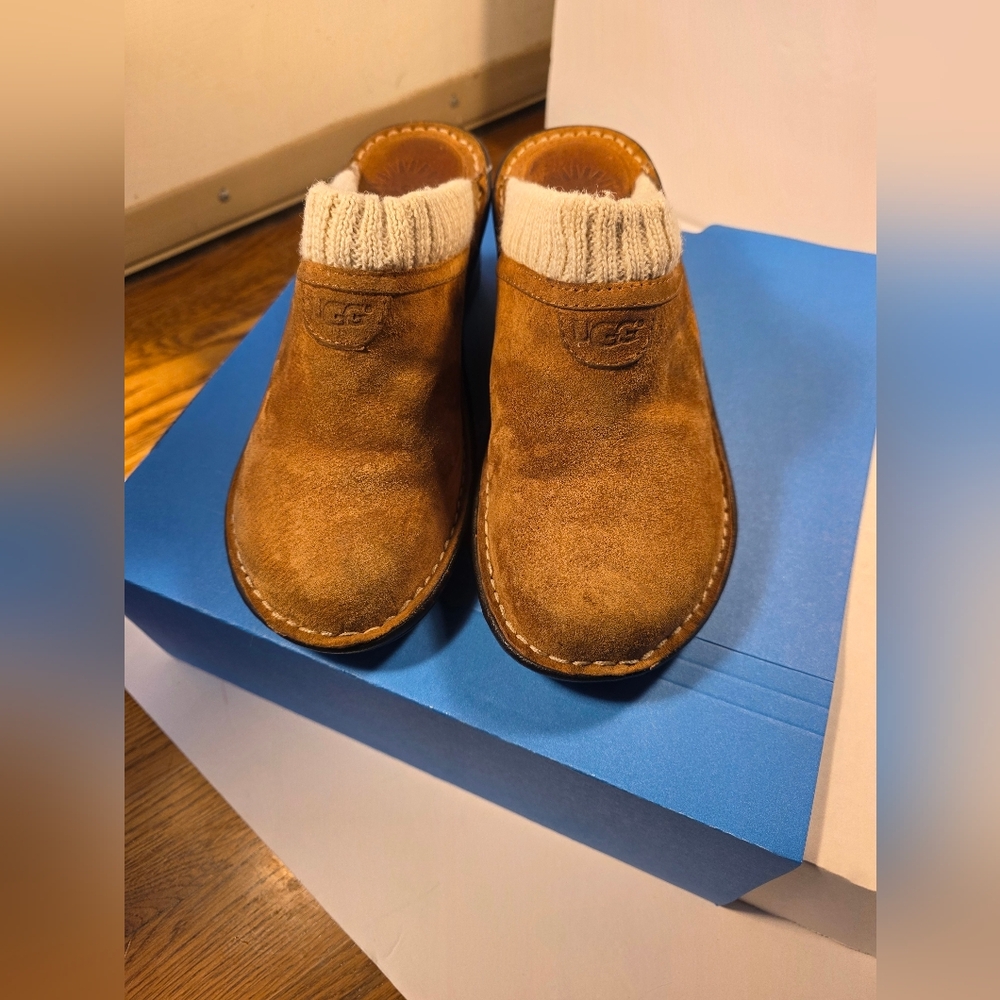 Women's UGG Gael Tan Suede Slip-On Wedge Clogs Shoes